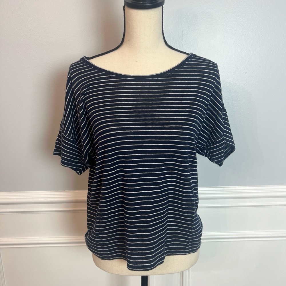 Chico’s Blue And White Striped Tshirt Boat Neck 100% Linen Size 1